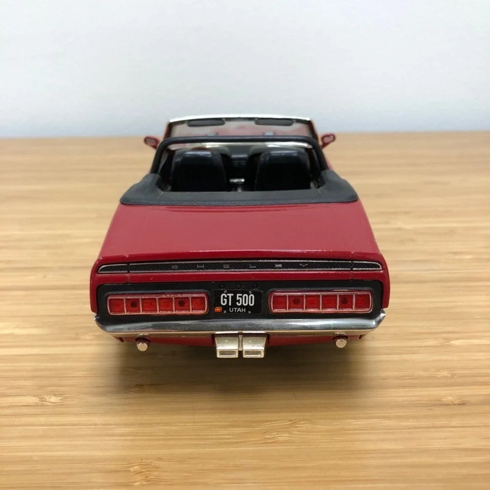 Shelby GT 500 Diecast Model Car Collectors Red Gold Stripes GT500 Utah